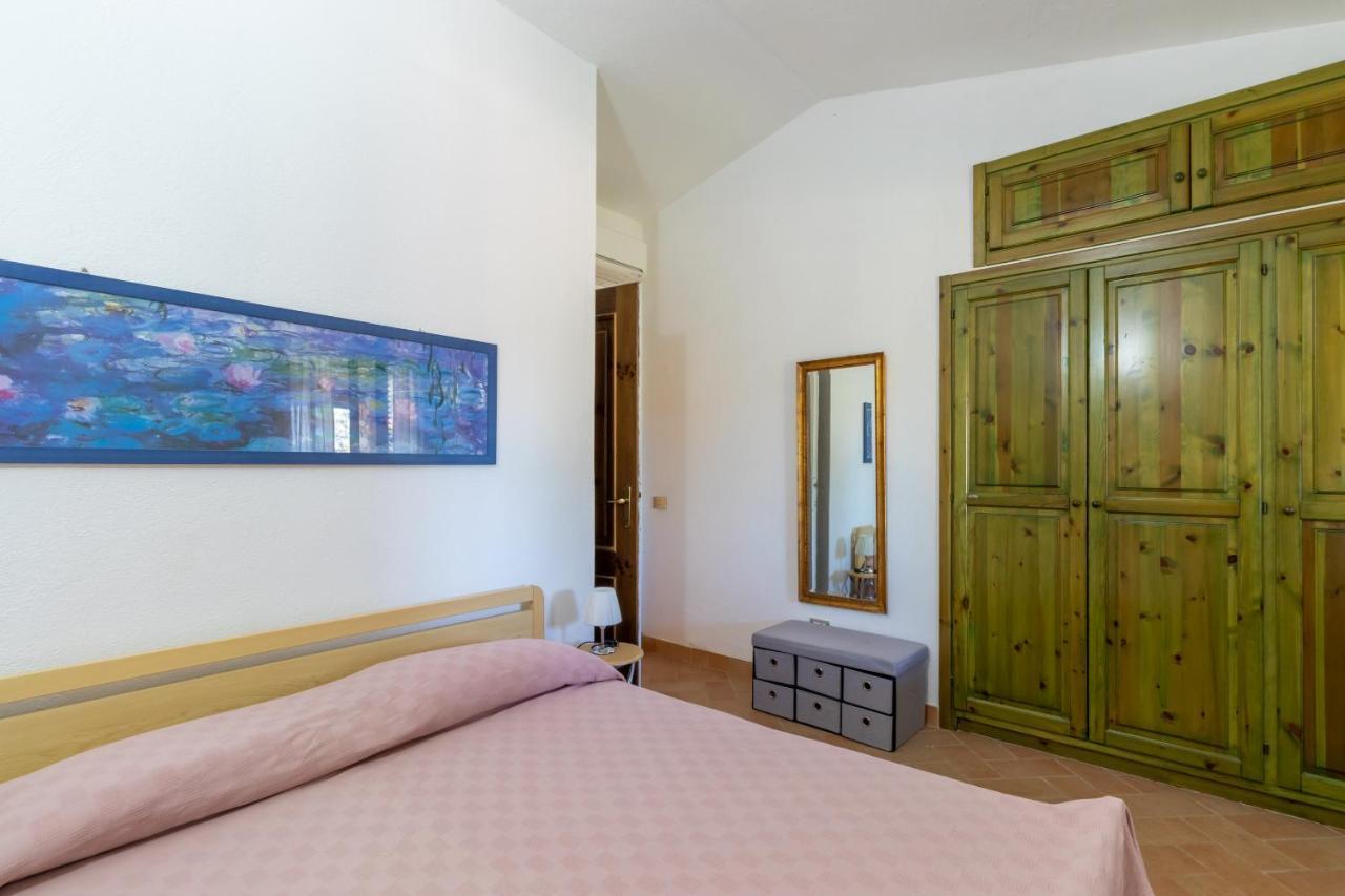 Willa Statzu Butzu Costa Paradiso Zewnętrze zdjęcie